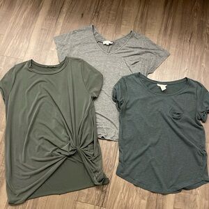 Bundle of 3 tees